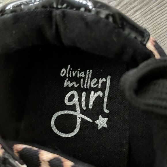 Olivia Miller Girl Leopard print lace up shoes - Picture 6 of 10